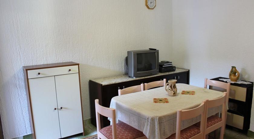 Pet Friendly Apartment In Porec With Wifi 客房 照片