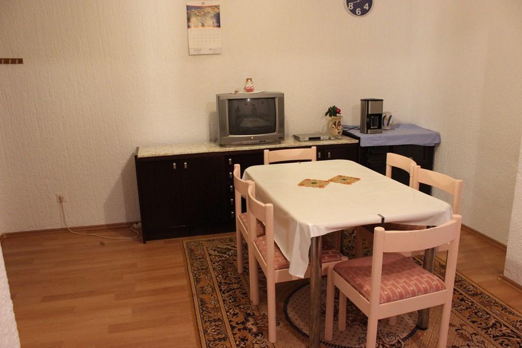 Pet Friendly Apartment In Porec With Wifi 客房 照片